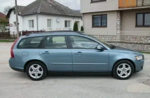 Volvo V50MW – 2010, 10 000 km