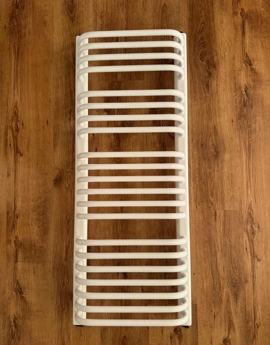 Nový kúpeľňový radiátor INS-TERM G 20/40 – 1120 × 450 mm
