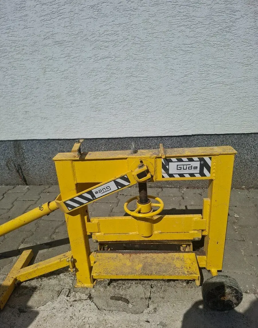 lamačka na dlažbu