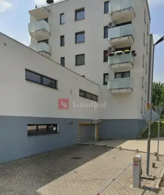 Predaj: Parkovacie miesto vonkajšie Švermová 42
