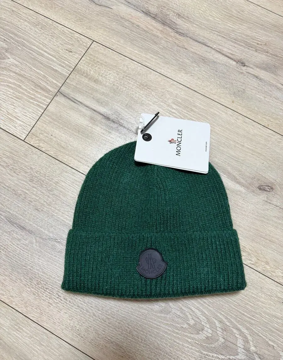 Moncler čiapka