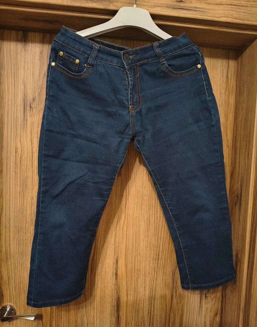 Džínsy trojštvrťové Smiling Jeans, č. 38