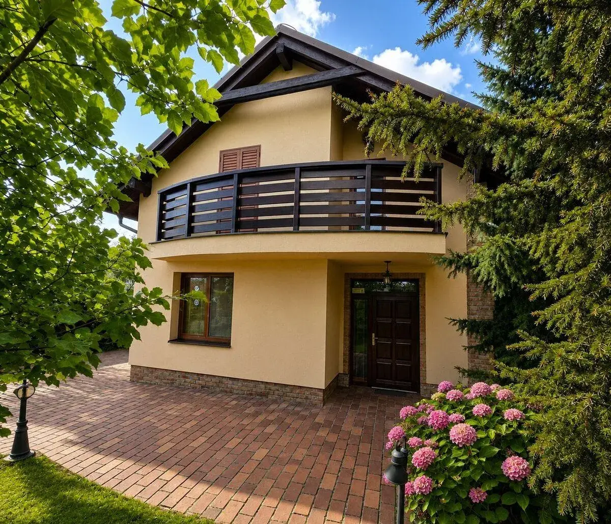 LOKALITA - SLOVENSKÁ 4 IZBOVÝ ZARIADENÝ RD NA PRENÁJOM