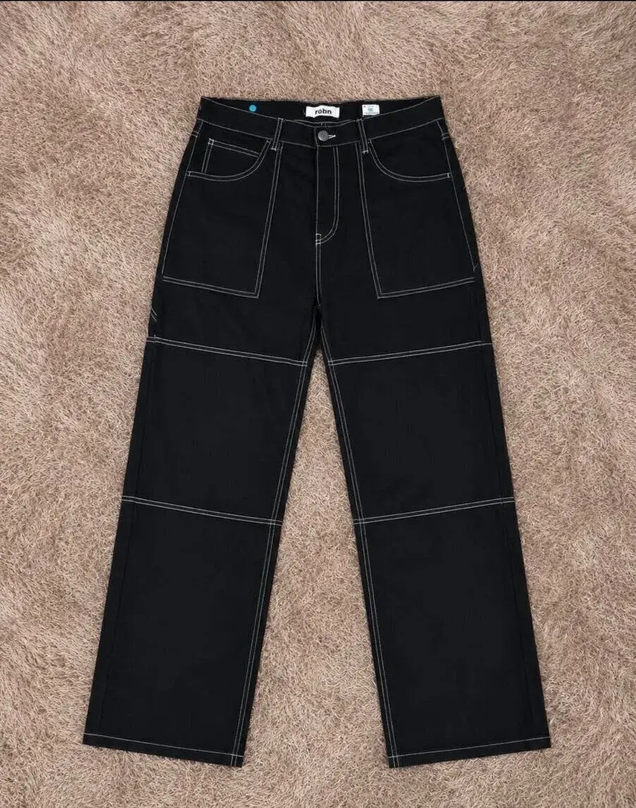 Baggy jeans