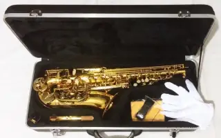Alt saxofón