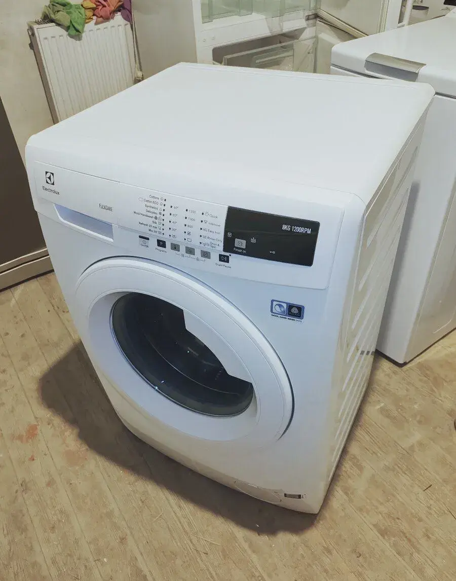 Práčku Electrolux 8kg