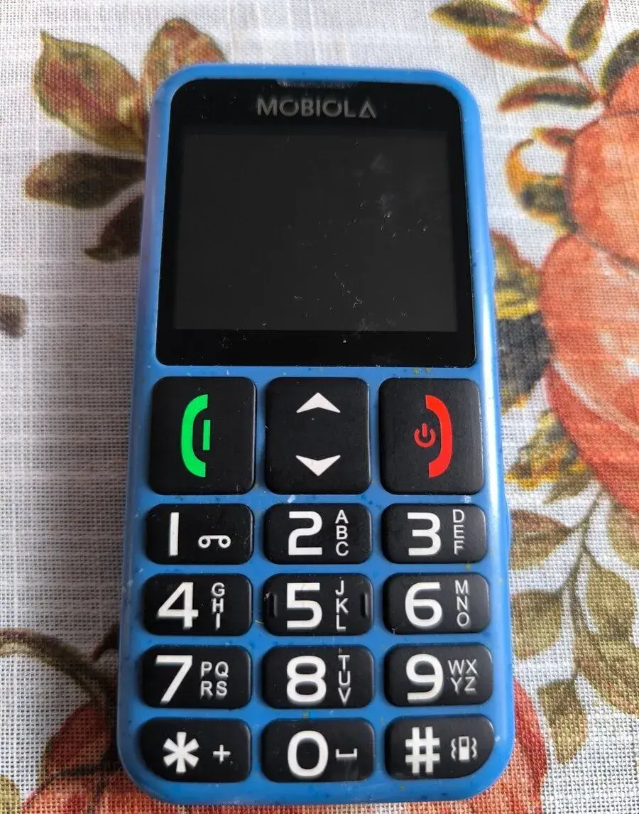 Tlačidlový mobil