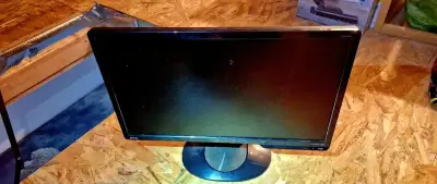 BENQ LCD monitor
