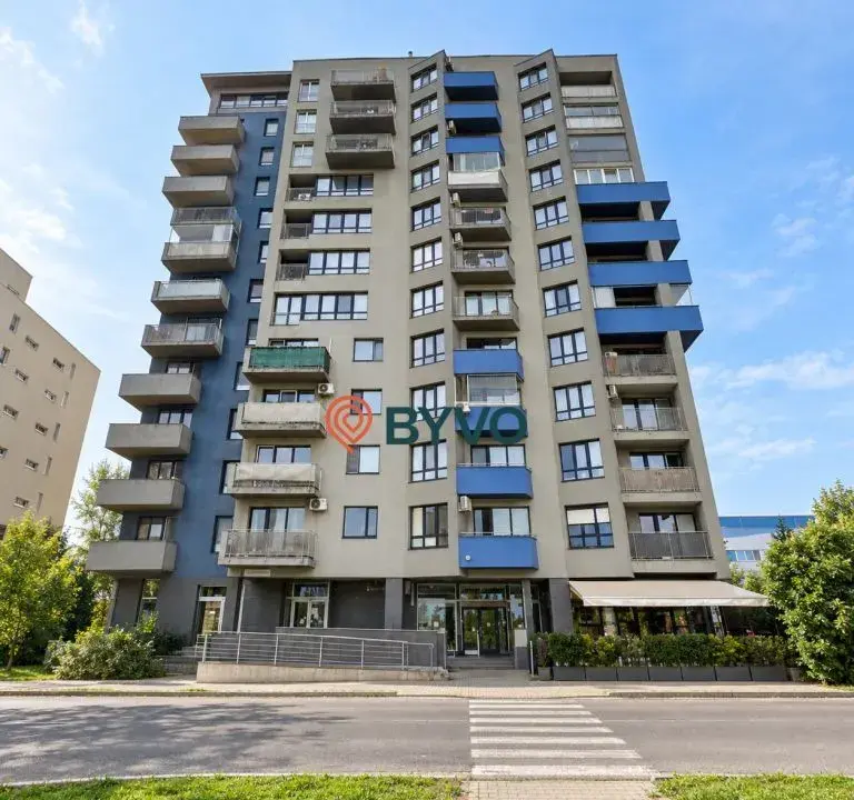 Garážové státie na Budatínskej 20 – suchou nohou k výťahu