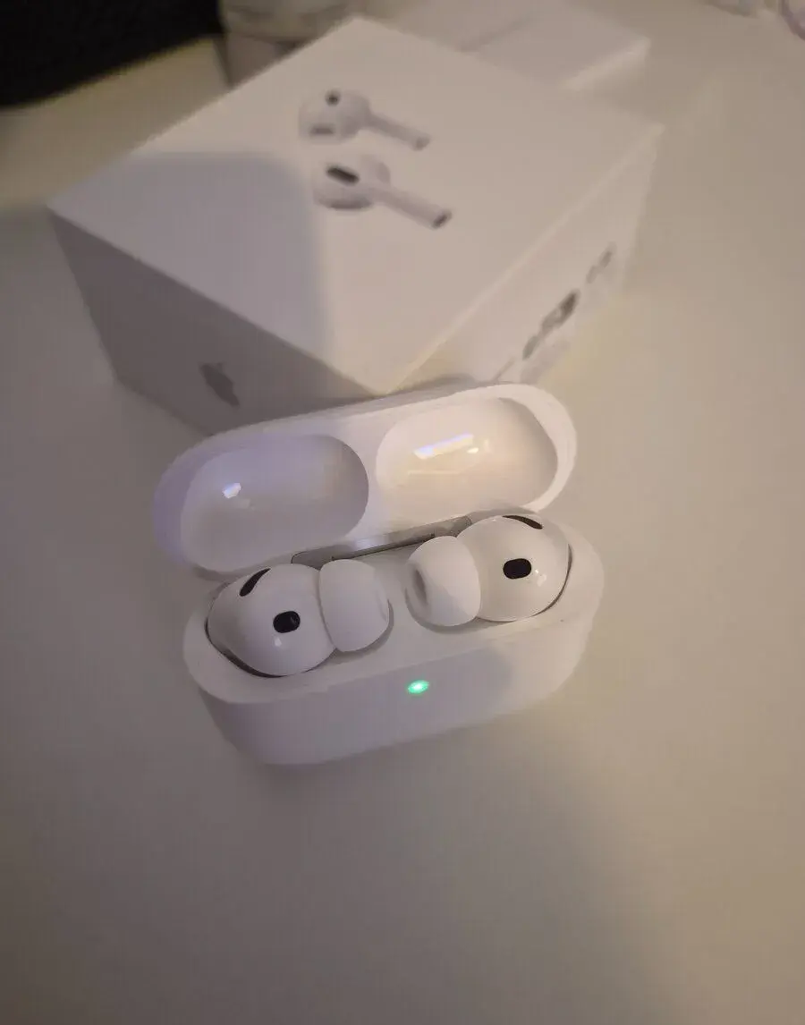Apple AirPods 3 Pro