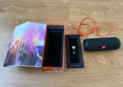 JBL Flip 4