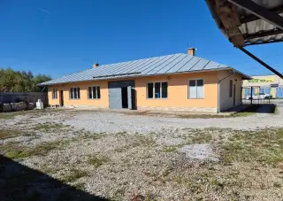 Na predaj halu v Spišských Vlachoch