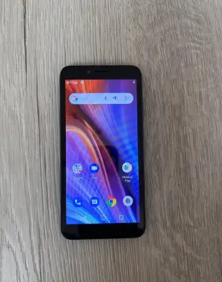 Smartphone Aligator S5550 Dual SIM 8Mpx fotoaparát