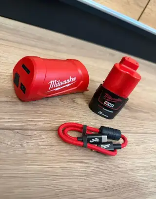 Milwaukee nabíjačka