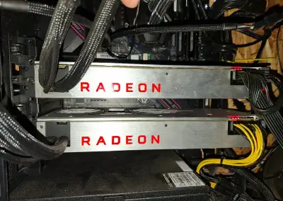 AMD Radeon RX Vega 64 Liquid Cooling - 8GB