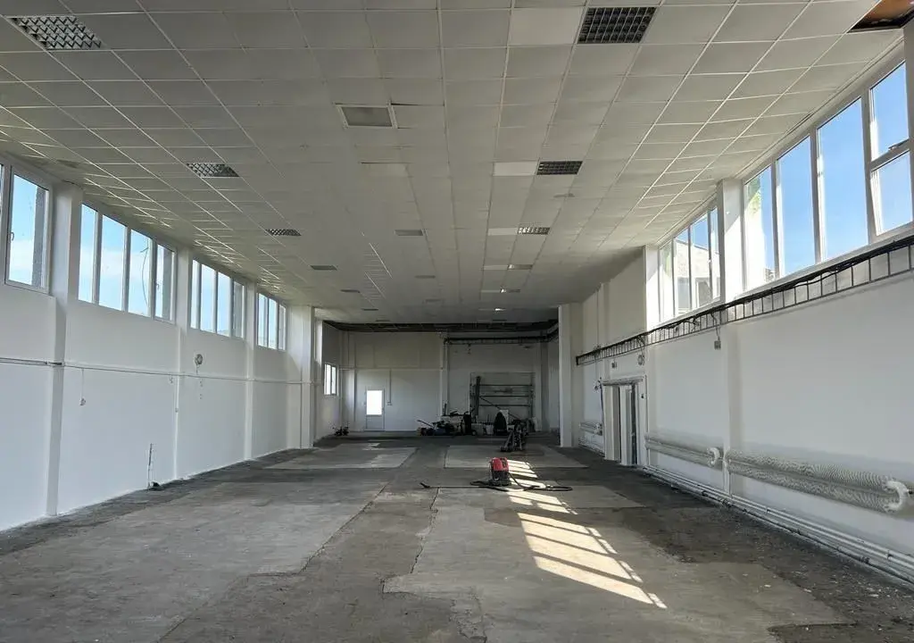 HALA cca 500 m2 v priemyselnom areály na prenájom