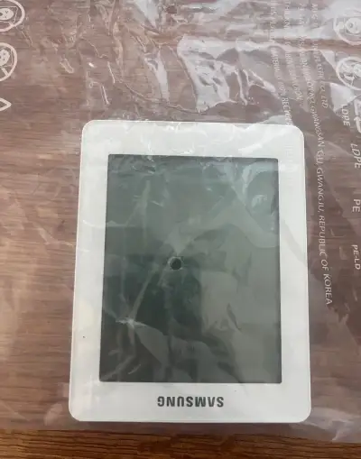 Zabalený dotykový káblový ovládač Samsung MWR-SH11N