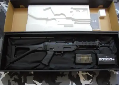 Tokyo Marui SG553+ AEG.