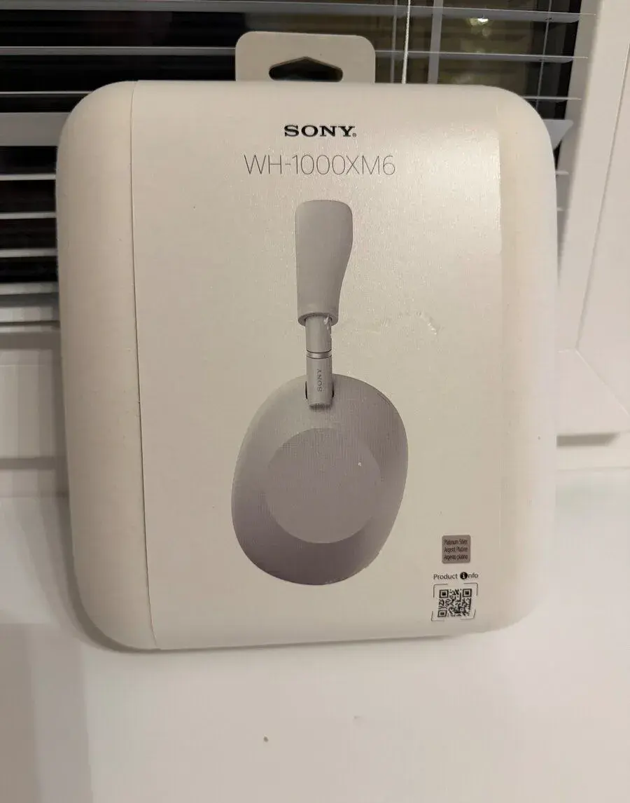 nerozbalené SONY WH-1000XM6