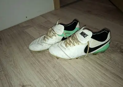 Kopačky Nike tiempo