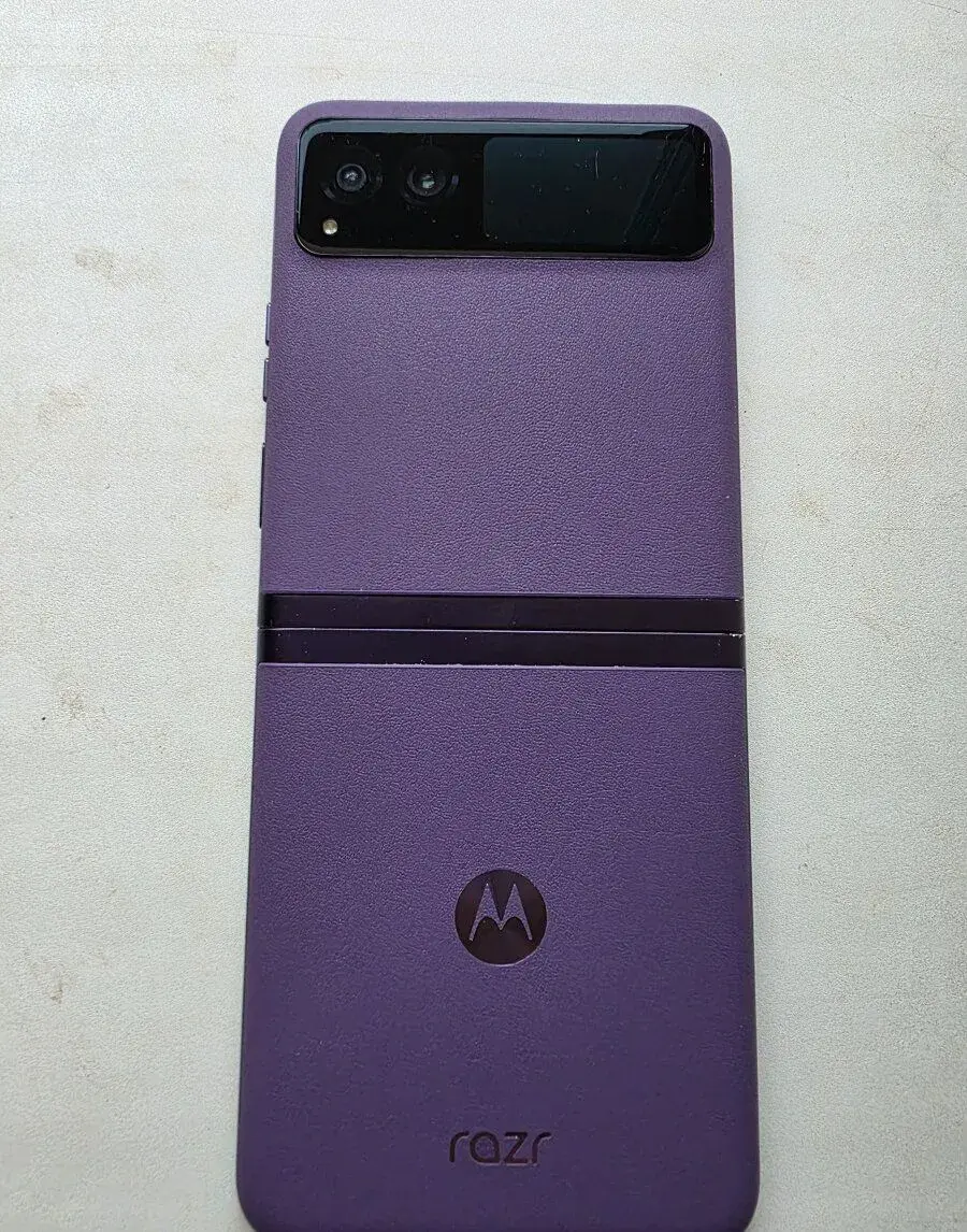 Motorola Razr 40