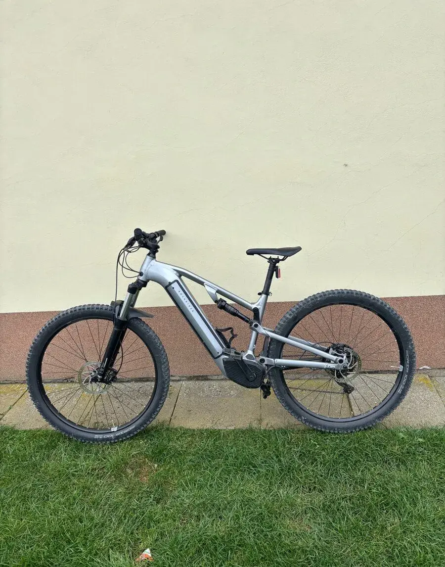 Rockrider E-EXPL 500 S – celoodpružený elektrobicykel
