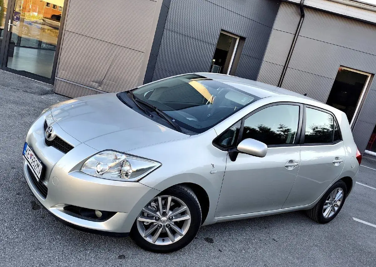 Toyota AURIS – 2009, 255 000 km
