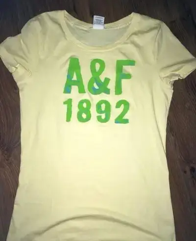 Tričko Abercrombie&Fitch