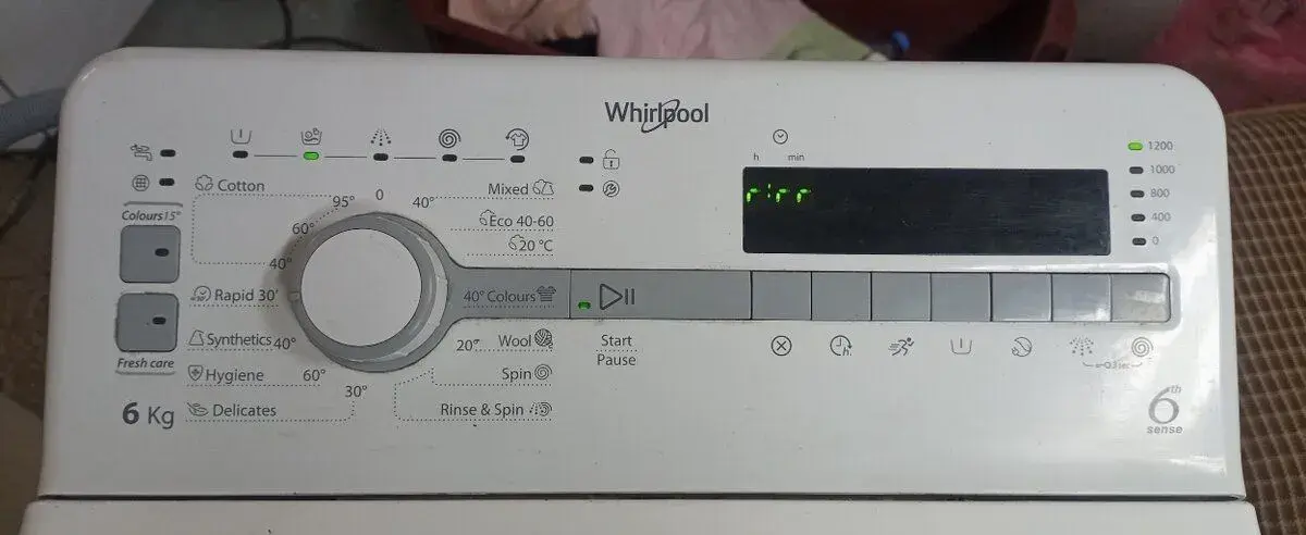 Pračka Whirlpool