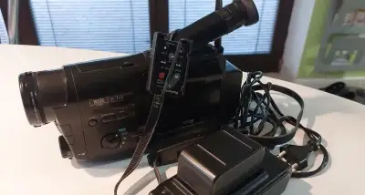 Kamera Panasonic NV-RX5EG