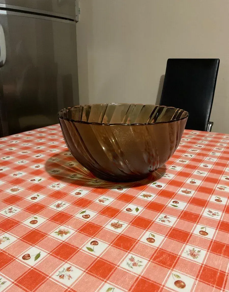 Miska z hnedého francúzskeho skla