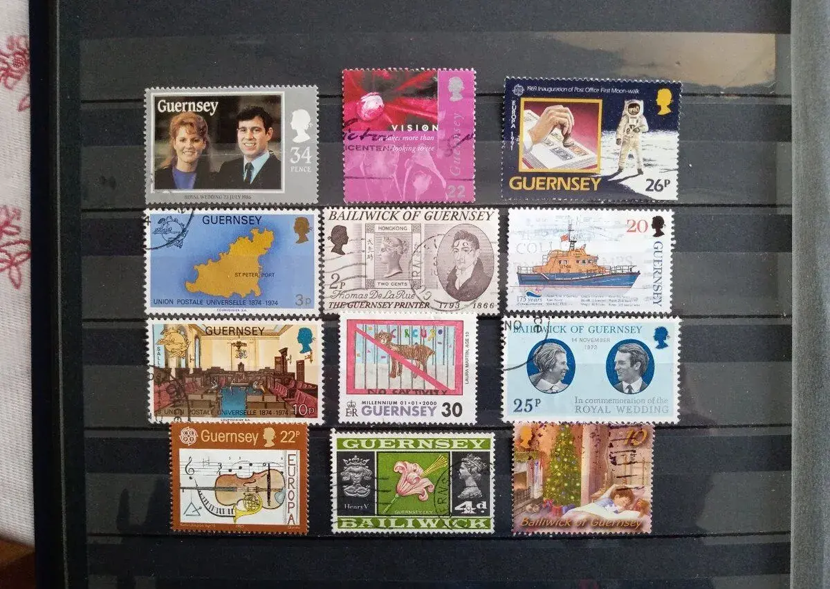 Poštové známky č.724 - Guernsey - zostava