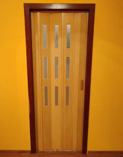 Zhrňovacie dvere 70