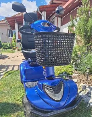 Elektrický invalidný vozík skuter moped pre seniorov
