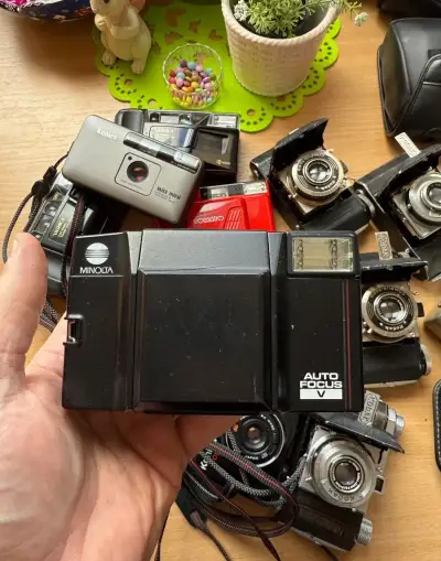 Minolta autofocus V