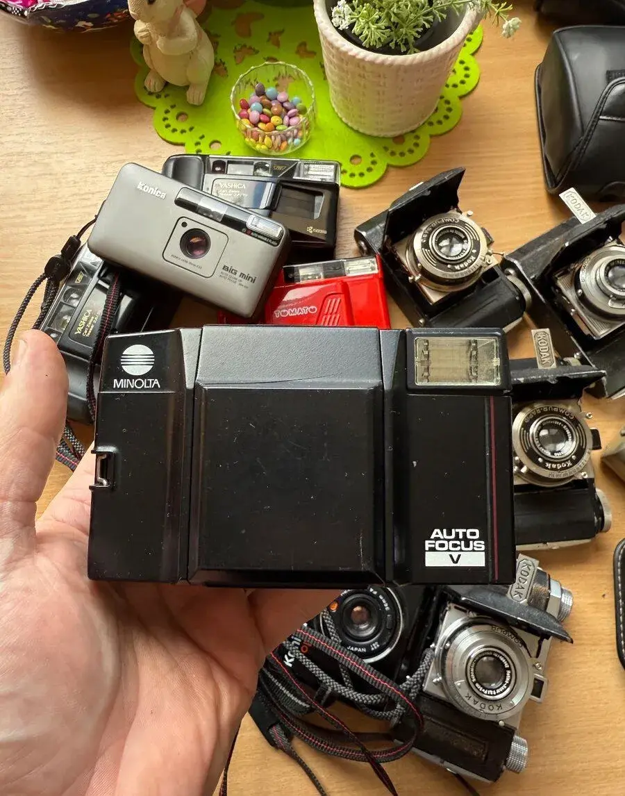 Minolta autofocus V