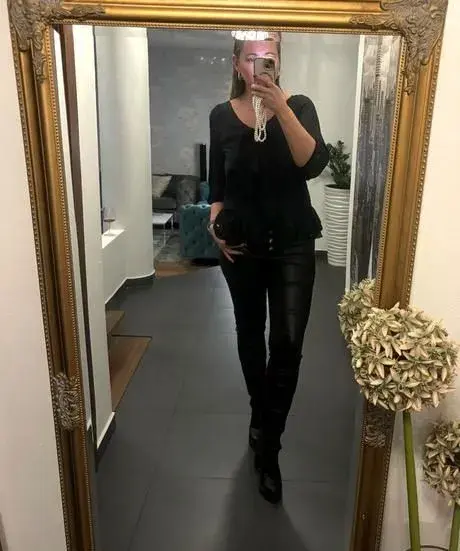 Volánová blúzka Tommy Hilfiger v. 40