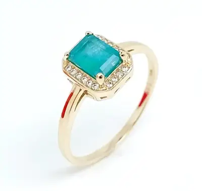 Prsteň zo 14ct žltého zlata so Smaragdom 1,55ct a diamantmi