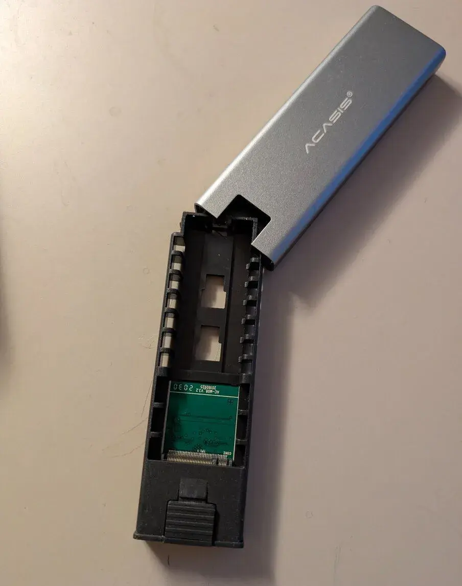 ssd m2 sata box