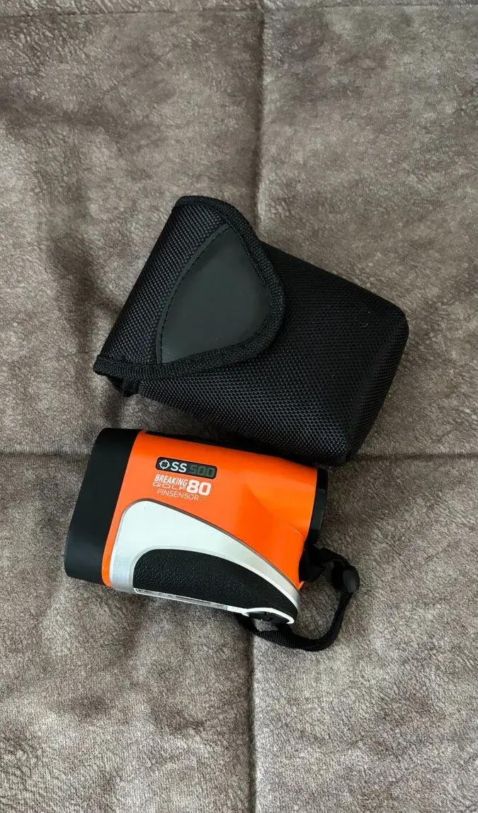 Golfovy laserovy dialkomer Breaking 80 SS500 so slope funkci