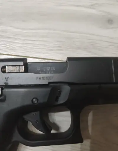 Zbraň expanzná pištoľ Glock17Gen5,
