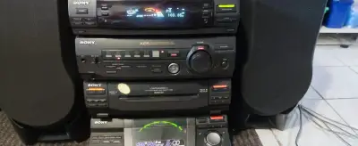 Sony XB5