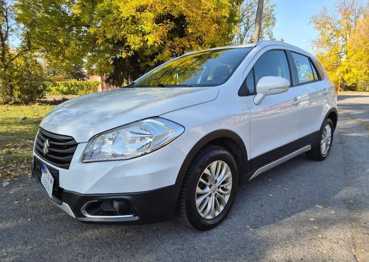 Suzuki SX4 – 2015, 171 250 km