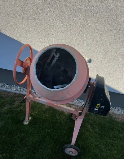 Prenajom miesacky 140L