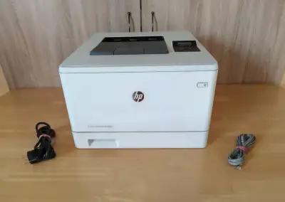 Farebná laserová tlačiareň HP Color LaserJet Pro M452dn