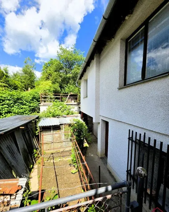 9 izbový dom, Medzev, všetky IS, pozemok 777 m2, zariadený
