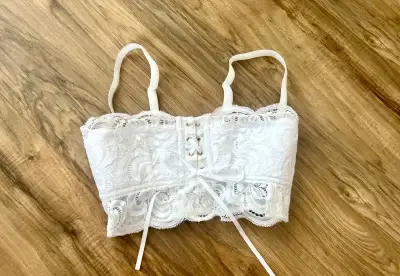 Biela podprsenka, Intimissimi, S