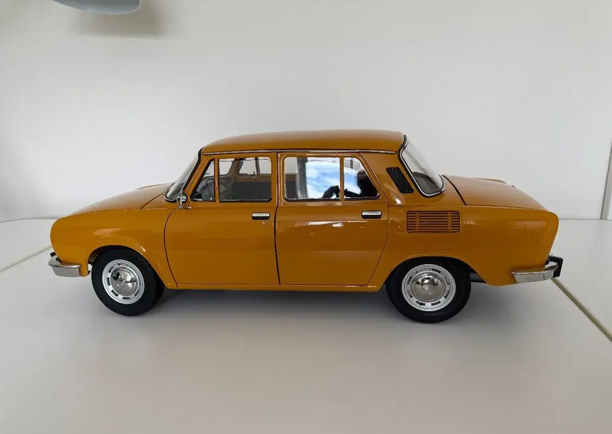 SKODA 100 - model