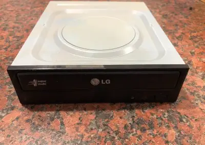 DVD mechanika