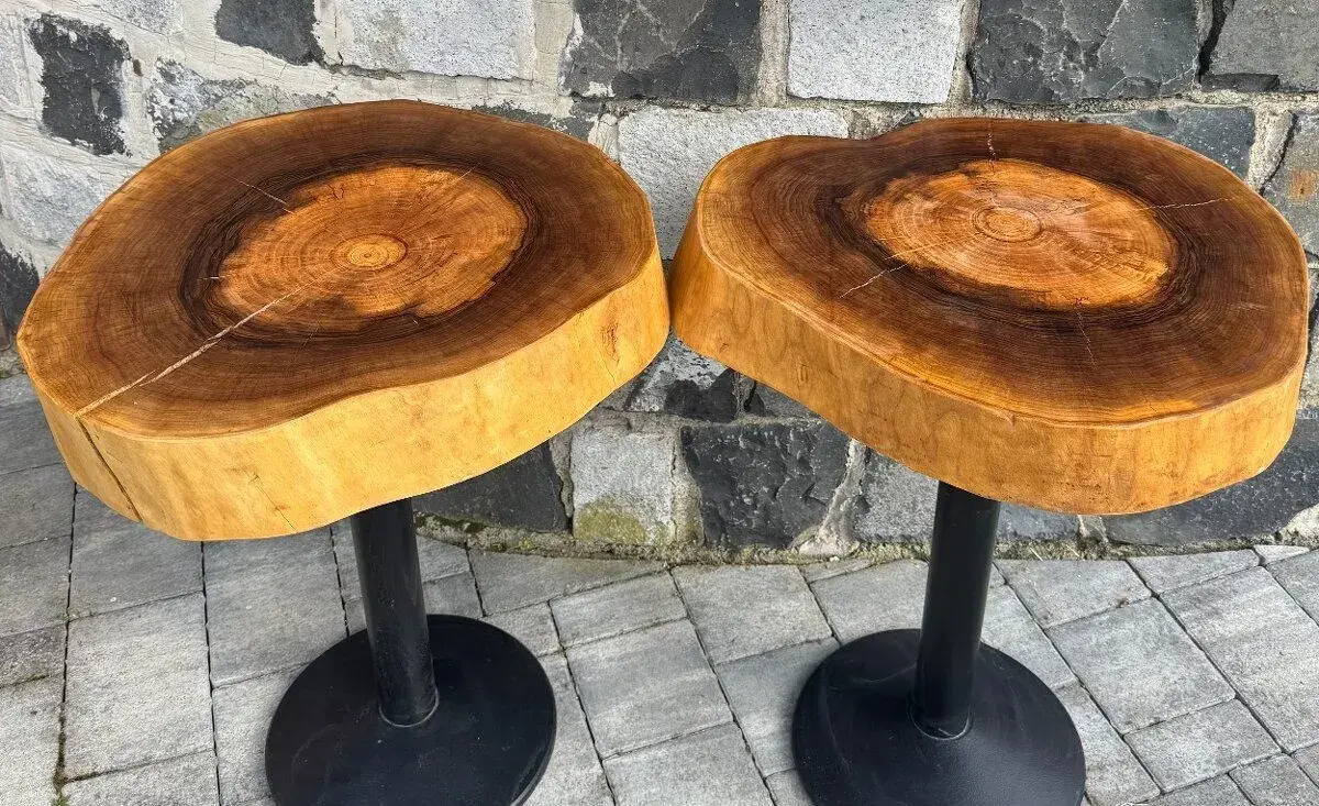 Masívne stoly- orech- set 2ks